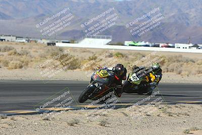 media/Jan-10-2025-CVMA Friday Practice (Fri) [[489e0da257]]/Group 4 and Trackday/Session 2 (Turn 4 Inside)/